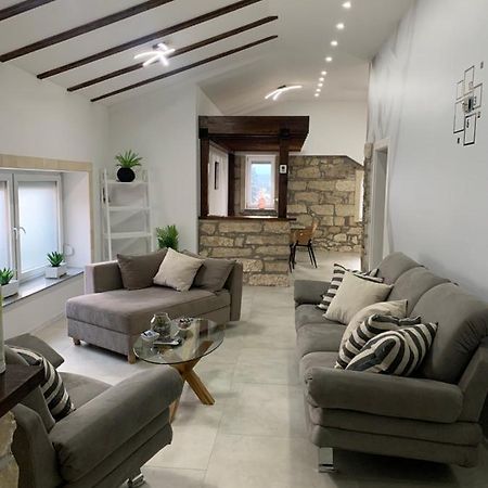 Kartal Centar Apartment Bihać Eksteriør bilde