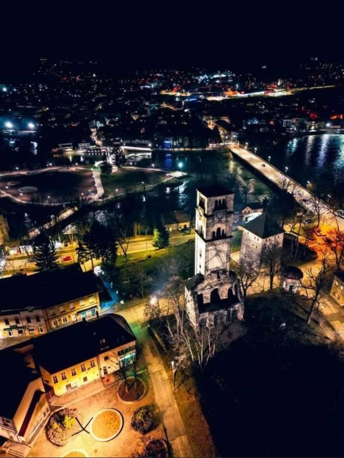 Kartal Centar Apartment Bihać Eksteriør bilde